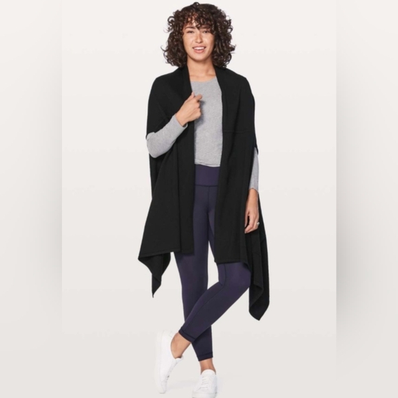Lululemon Live Freely Wrap - Picture 1 of 9